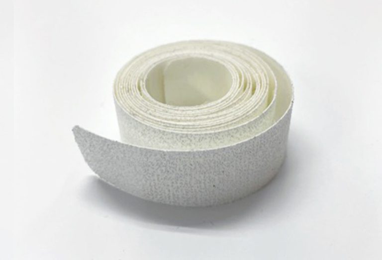 ブログ 【JL ラングラー カスタム】バックドアから変な音がする？ きしみ音・異音解消！アンチノイズ【JEPPESEN パーツ